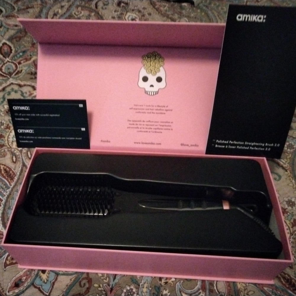 Amika Polished Perfection Straightening Brush